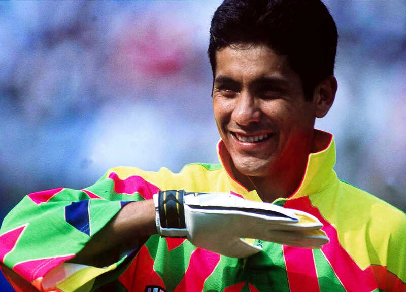 Thủ môn lùn nhất thế giới Jorge Campos